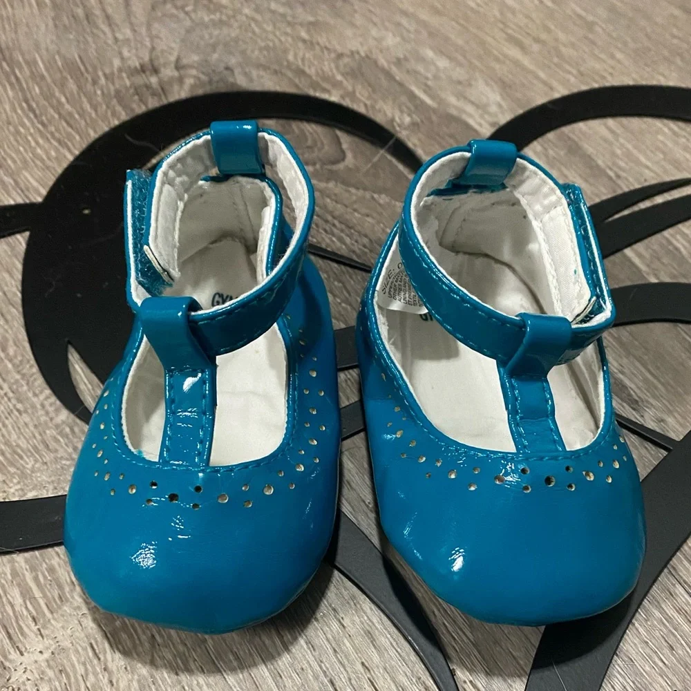 Gymboree Baby Girl Teal Patent Dress Shoes T-Strap Crawler Size 2 Velcro
